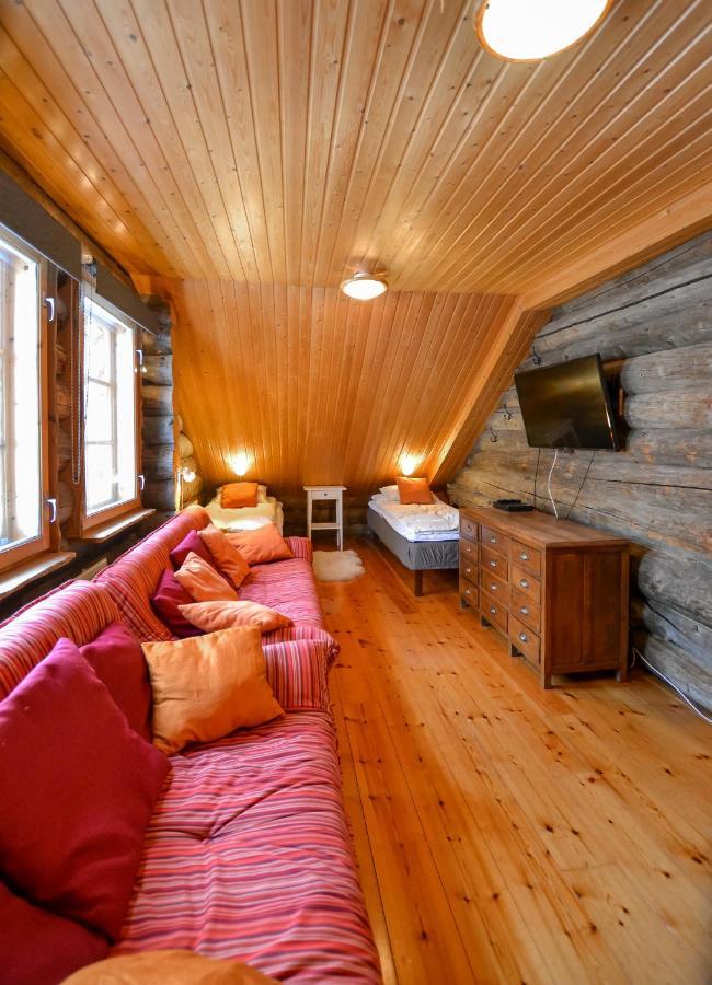 Yllaeshilla Cottage Äkäslompolo エクステリア 写真