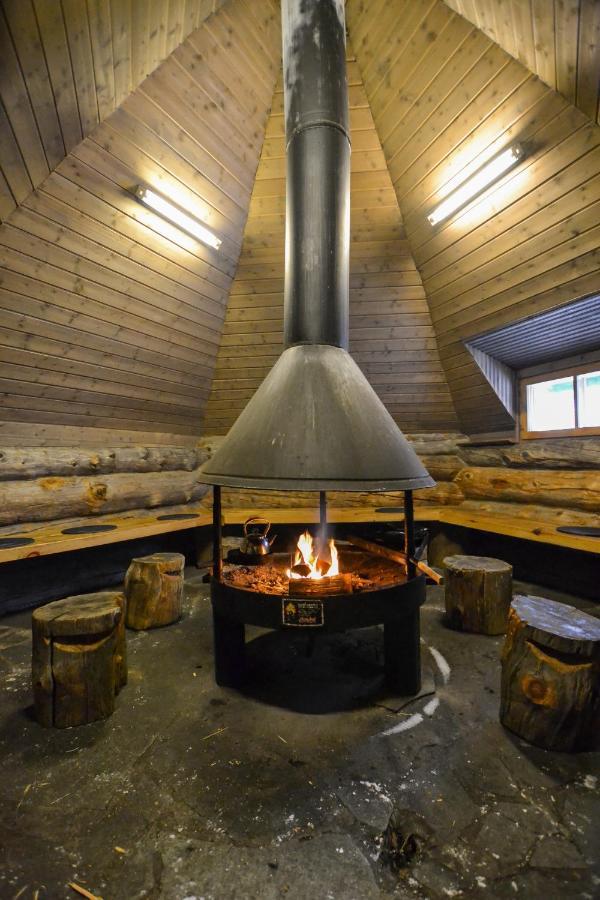 Yllaeshilla Cottage Äkäslompolo エクステリア 写真